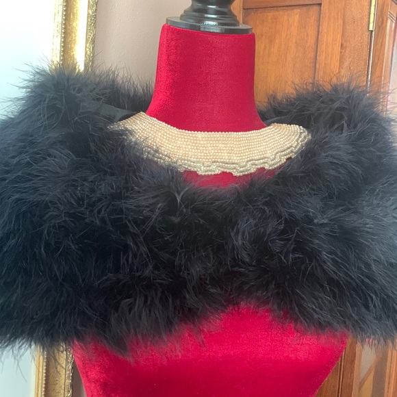 Accessories - Vintage black feather cape stole wrap